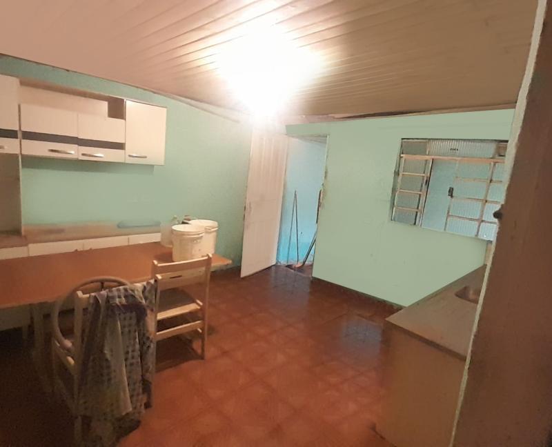 Casa à venda com ponto comercial em localização privilegiada